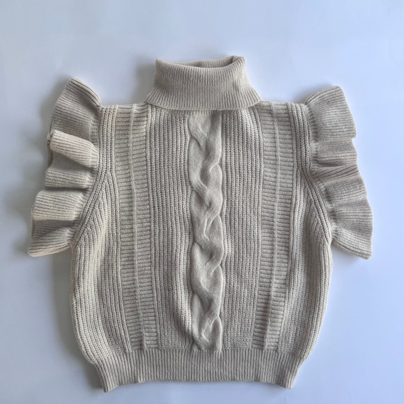 Debut Feminine Fun Natural White Ruffled Cable Knit Sleeveless Sweater Size S/M - Picture 8 of 14